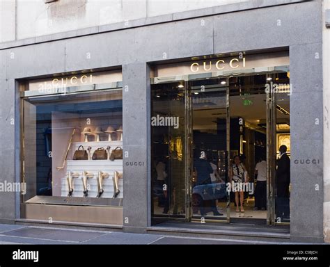 gucci store montenapoleone|gucci napoleone italy.